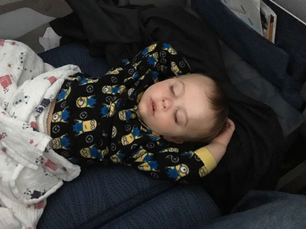 inflatable infant travel bed