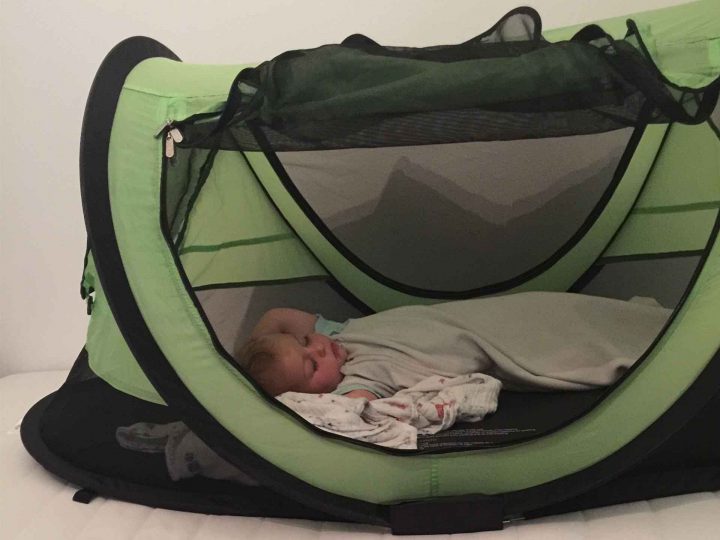 travel bed for 2 year old uk