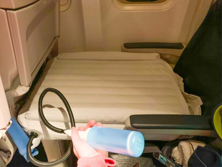 jetkids bed box vs fly tot