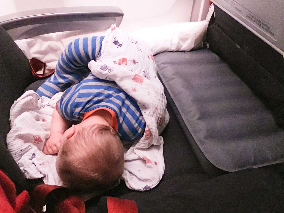 using inflatable airplane travel bed - baby sleep and travel
