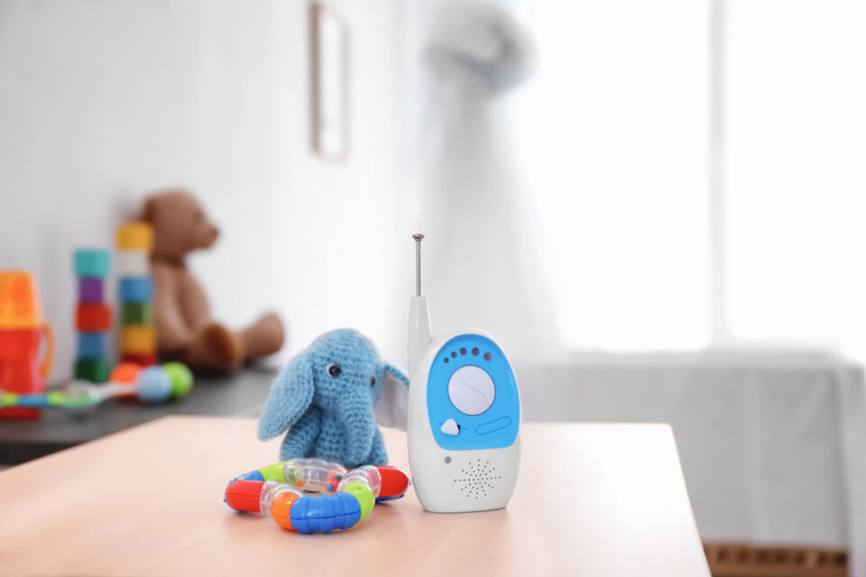 The 10 Best Baby Monitors for Travel in 2024 Baby Can Travel