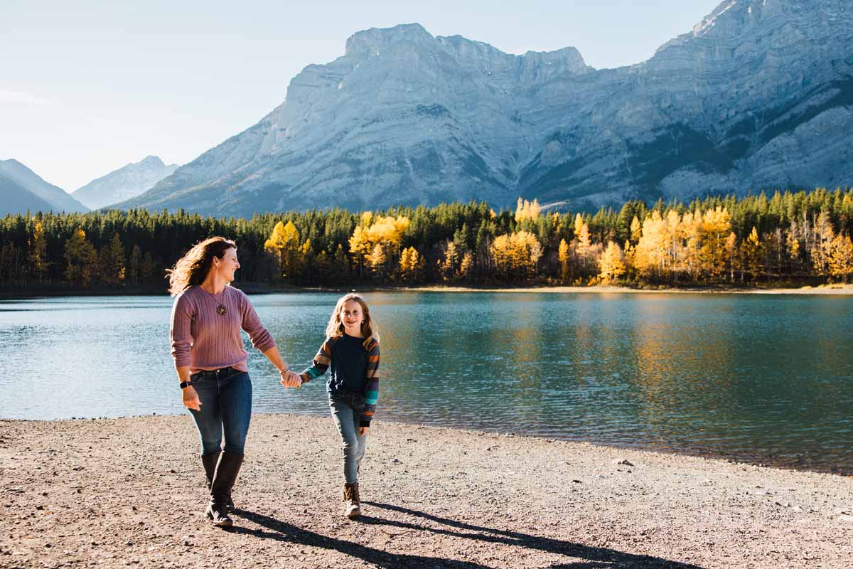 Flytographer family photo shoot in Banff Celine Brewer and her daughter on a Flytographer photo shoot in the Canadian Rockies.