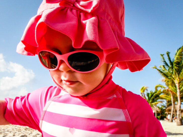 15 Best Baby Sunglasses for your Beach Holiday Baby Can Travel