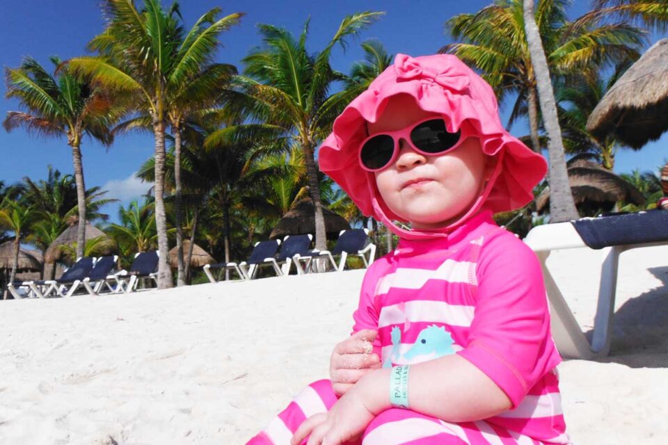 12 Best Toddler Sunglasses Baby Can Travel