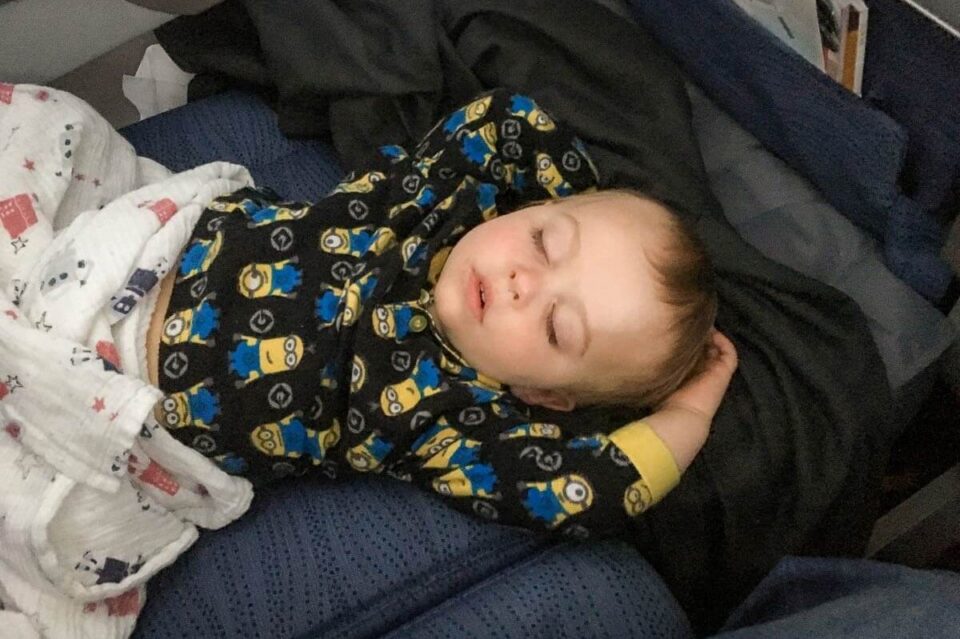 12 Tips to Help Your Toddler Sleep on Vacation Baby Can Travel