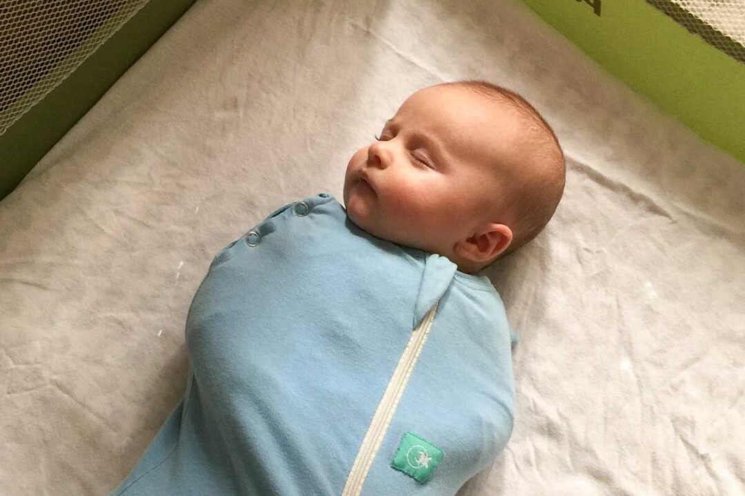 22 Tips to Help a Jet Lagged Baby Baby Can Travel